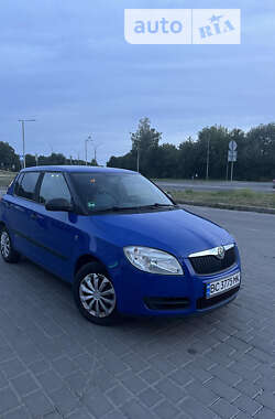 Хэтчбек Skoda Fabia 2008 в Львове