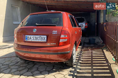 Хэтчбек Skoda Fabia 2001 в 