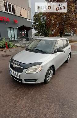 Хэтчбек Skoda Fabia 2007 в Чернигове