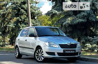 Хэтчбек Skoda Fabia 2010 в Николаеве