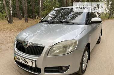 Універсал Skoda Fabia 2008 в Охтирці