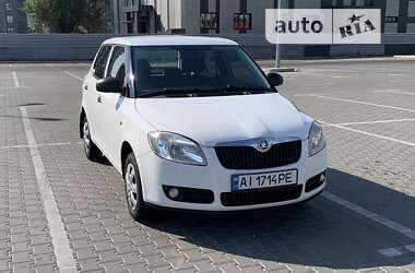 Хэтчбек Skoda Fabia 2008 в Киеве