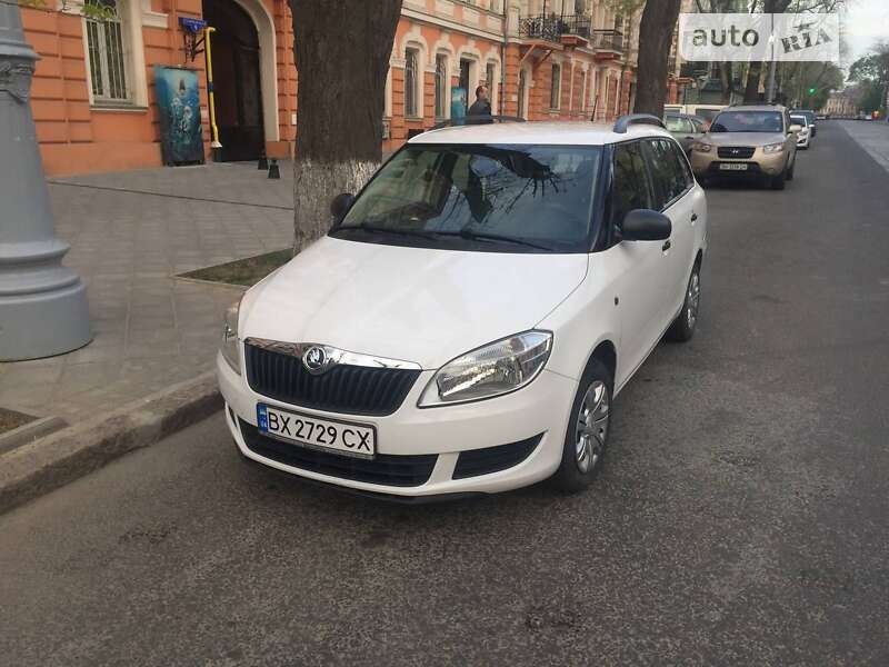 Универсал Skoda Fabia 2013 в Каменец-Подольском