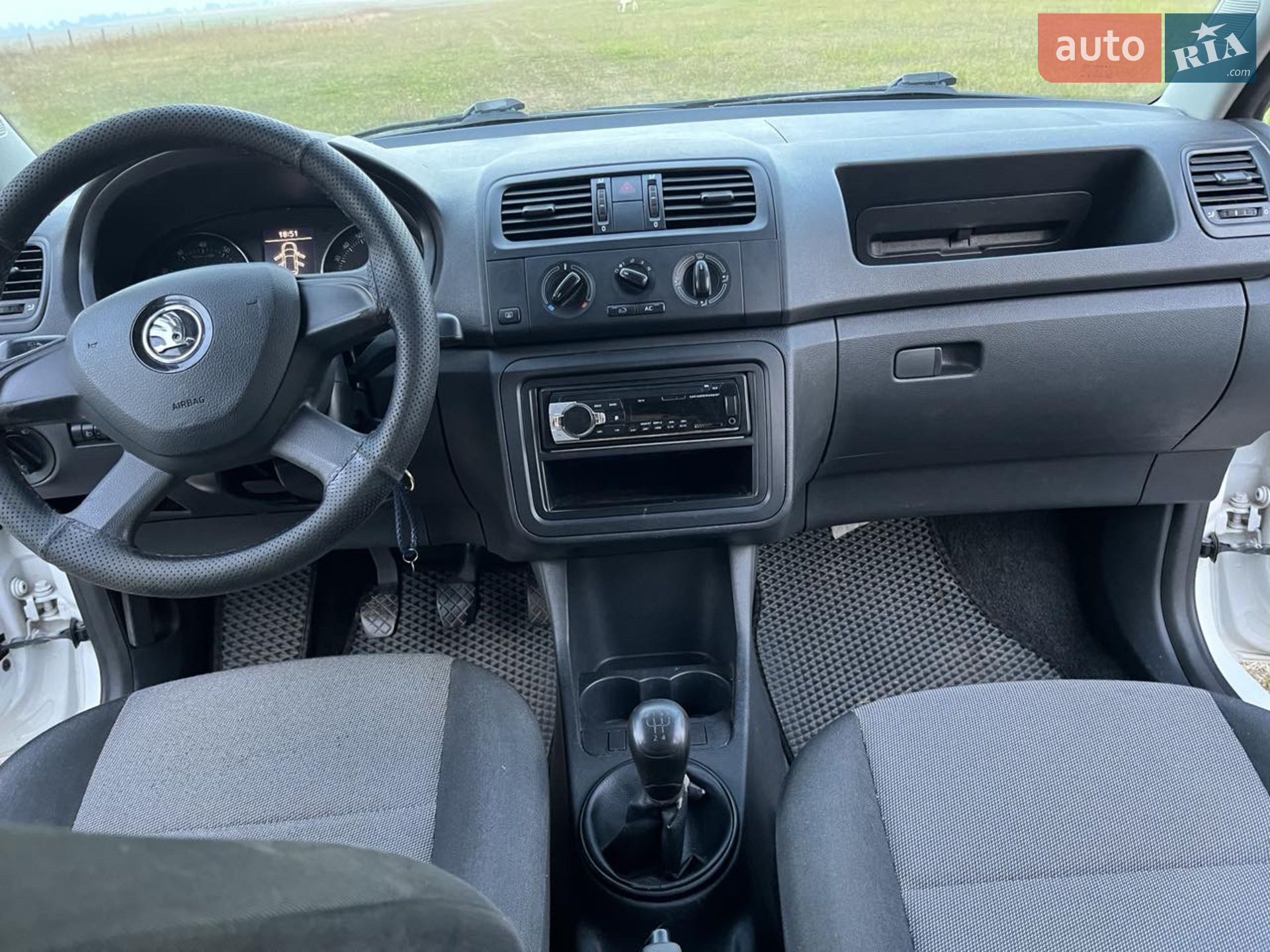 2013 Skoda Fabia - мініатюра 15