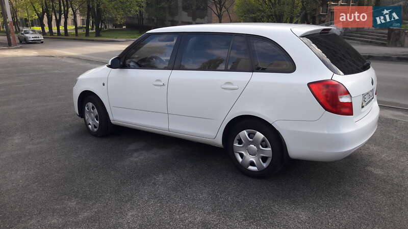 Універсал Skoda Fabia 2008 в Дніпрі