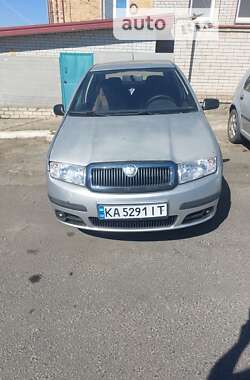 Седан Skoda Fabia 2006 в Умані