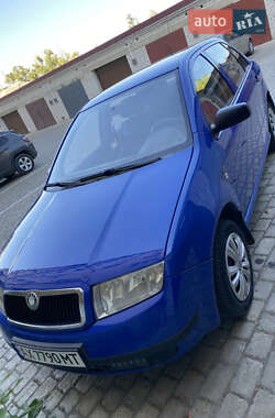 Хэтчбек Skoda Fabia 2002 в 