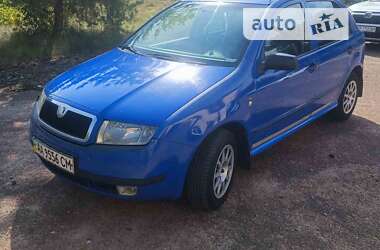 Хэтчбек Skoda Fabia 2002 в Киеве