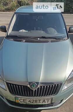 Хетчбек Skoda Fabia 2010 в Чернівцях