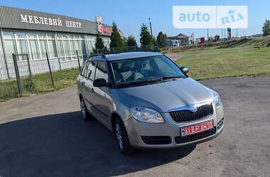 Универсал Skoda Fabia 2009 в Костополе