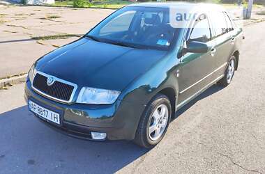 Седан Skoda Fabia 2002 в Запоріжжі