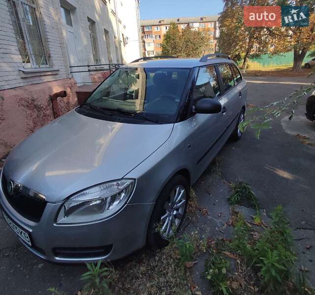 Універсал Skoda Fabia 2008 в Києві