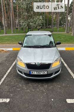 Хэтчбек Skoda Fabia 2011 в Ирпене