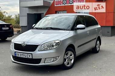 Універсал Skoda Fabia 2011 в Харкові