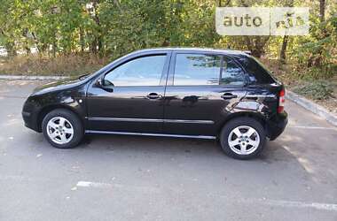 Хэтчбек Skoda Fabia 2005 в Чернигове