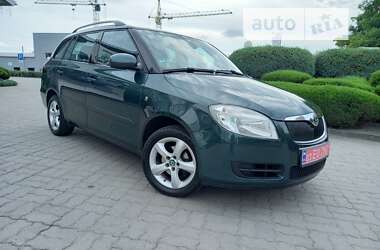 Універсал Skoda Fabia 2009 в Луцьку