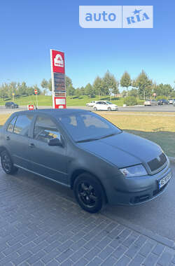 Хэтчбек Skoda Fabia 2005 в Днепре