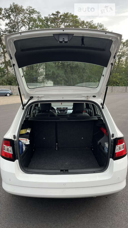 Универсал Skoda Fabia 2016 в Житомире