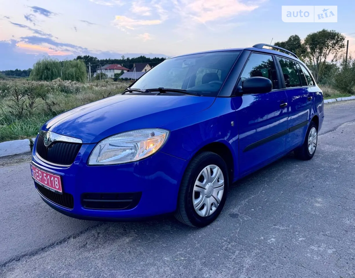 2010 Skoda Fabia - мініатюра 21