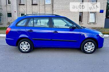 Универсал Skoda Fabia 2010 в Луцке