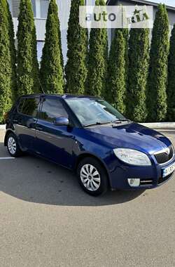 Хэтчбек Skoda Fabia 2008 в Киеве