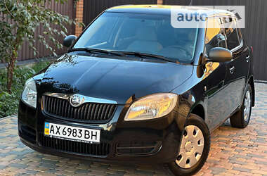 Хэтчбек Skoda Fabia 2008 в Виннице