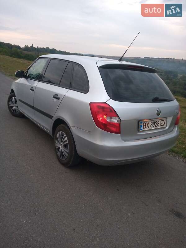 Хэтчбек Skoda Fabia 2009 в Зенькове