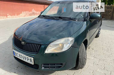 Хэтчбек Skoda Fabia 2008 в Львове