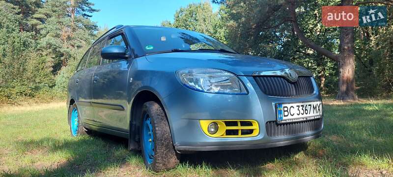 Універсал Skoda Fabia 2008 в Львові