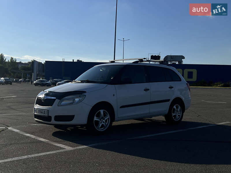 Універсал Skoda Fabia 2008 в Дніпрі