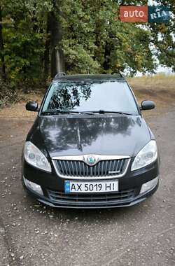 Универсал Skoda Fabia 2011 в Харькове