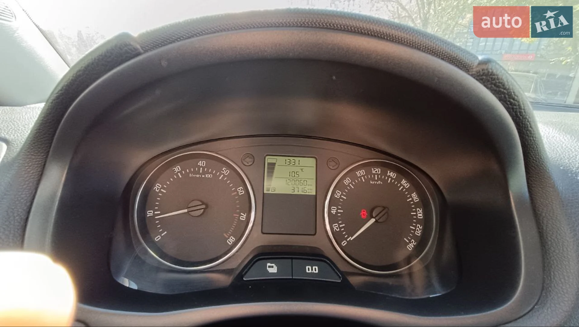 2012 Skoda Fabia - мініатюра 10