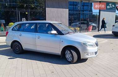 Универсал Skoda Fabia 2012 в 