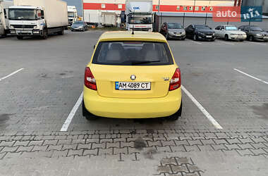 Хэтчбек Skoda Fabia 2008 в Киеве