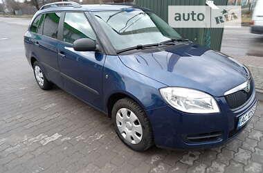 Універсал Skoda Fabia 2008 в Володимирі