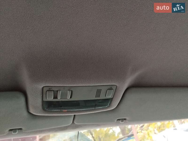 Седан Skoda Fabia 2001 в Ромнах