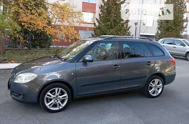 Універсал Skoda Fabia 2008 в Вінниці