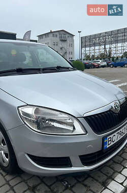 Хэтчбек Skoda Fabia 2010 в 