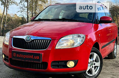 Універсал Skoda Fabia 2008 в Сумах