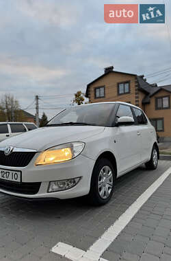 Хэтчбек Skoda Fabia 2012 в Виннице