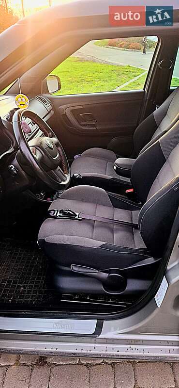 Хэтчбек Skoda Fabia 2011 в Дубно