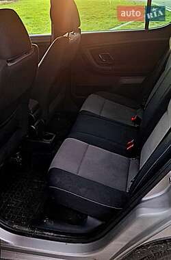 Хэтчбек Skoda Fabia 2011 в 