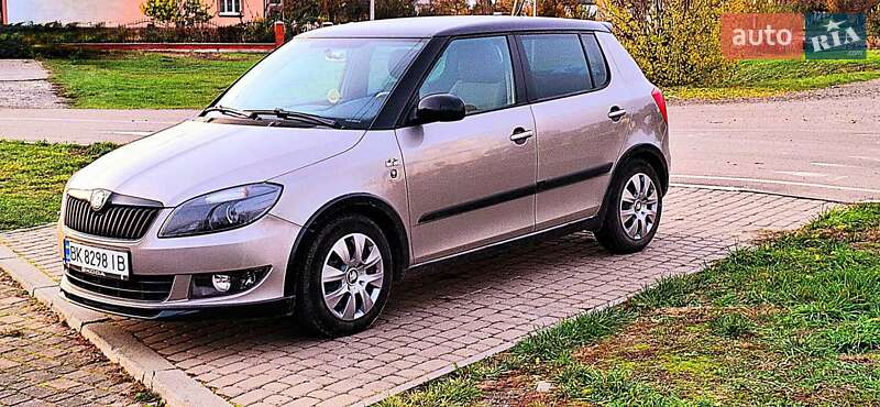 Хэтчбек Skoda Fabia 2011 в Дубно