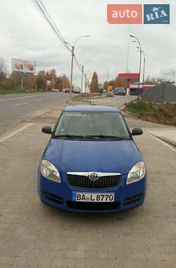 Універсал Skoda Fabia 2009 в Чернівцях