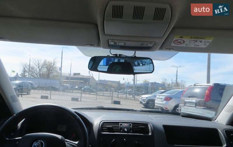 Хетчбек Skoda Fabia 2014 в Вінниці