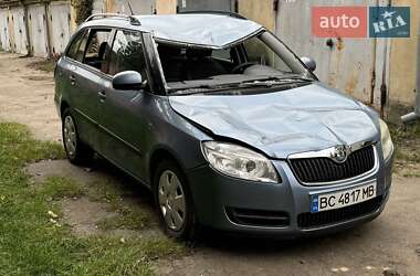 Універсал Skoda Fabia 2010 в Хмельницькому