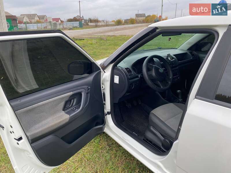 Универсал Skoda Fabia 2010 в Новой Ушице