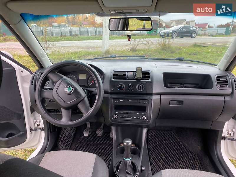 Универсал Skoda Fabia 2010 в Новой Ушице