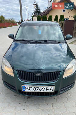 Хэтчбек Skoda Fabia 2008 в Львове