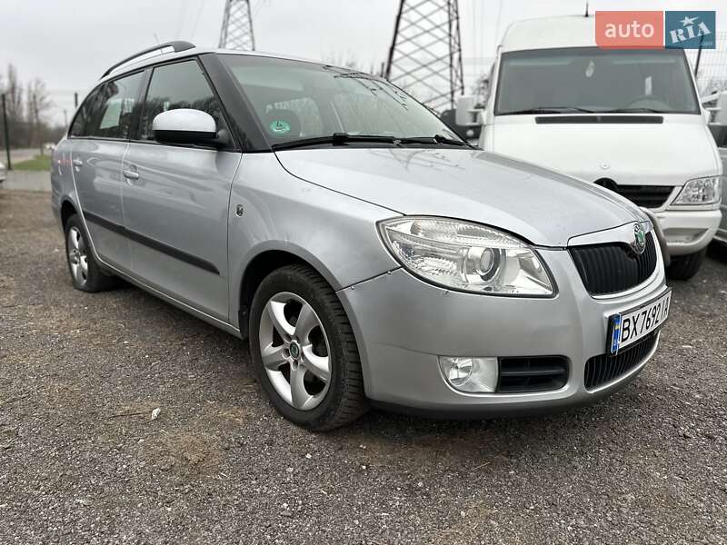 Универсал Skoda Fabia 2009 в Хмельницком